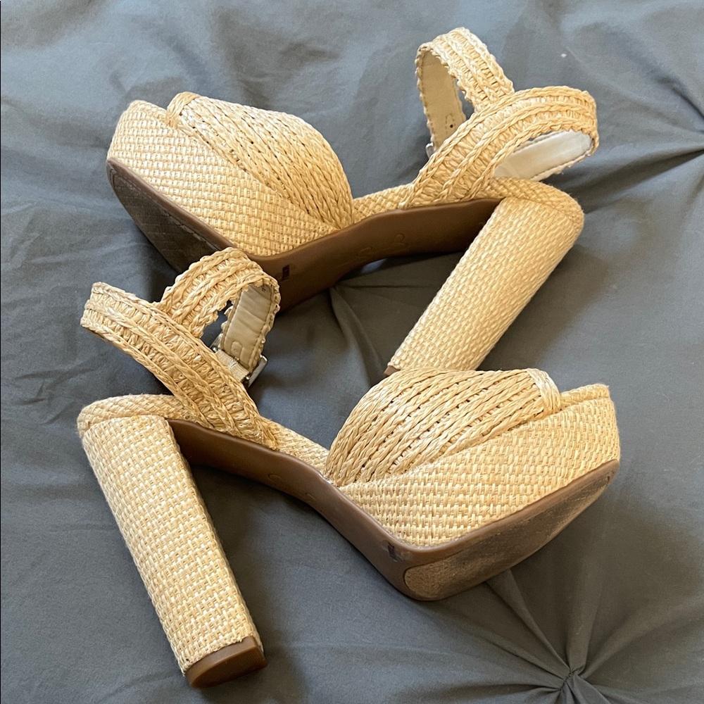 Jessica Simpson Cream Platform Heels